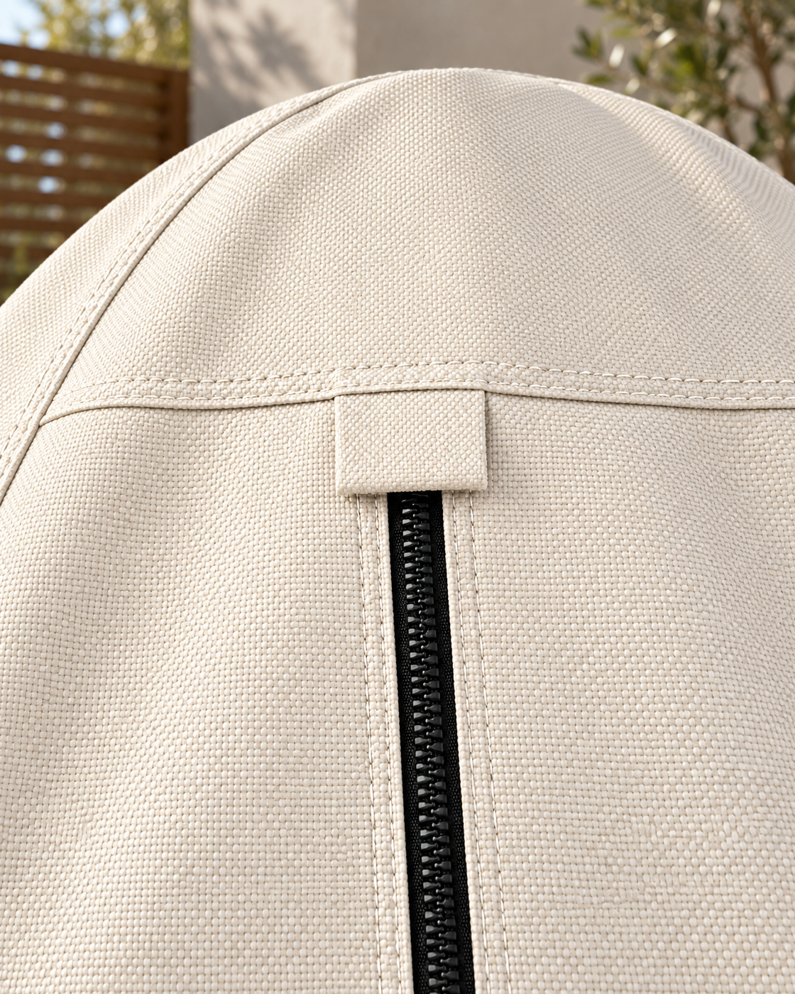 04-zipper-detail.png
